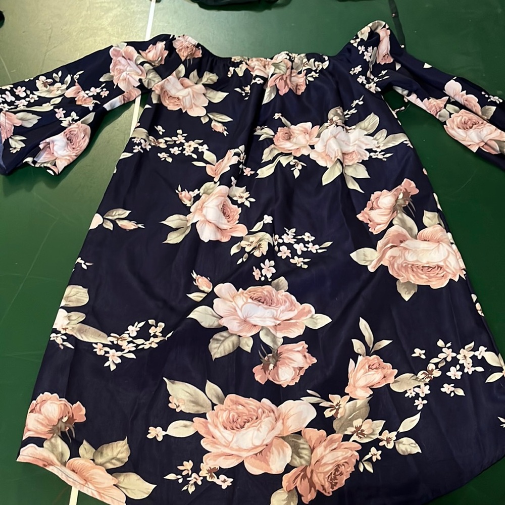 Ladies small blue floral dress